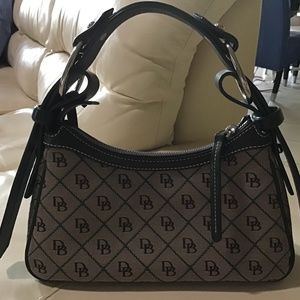 Super cute DB hobo
